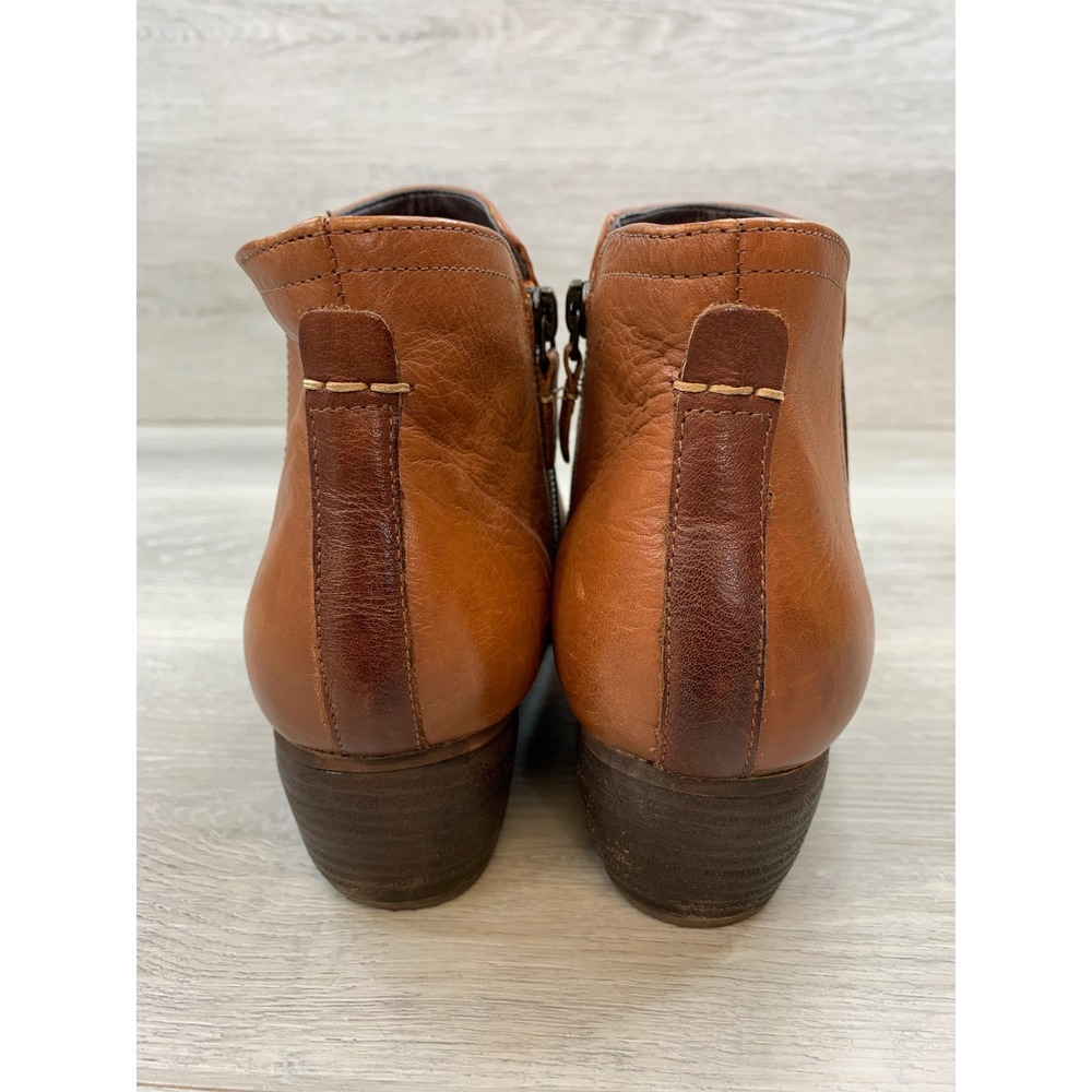 Clarks Women's Tan Brown Leather Ankle Boots Block Heel Zip Size 9.5 - Picture 4 of 10